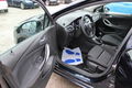 samochód osobowy Opel zdjęcie 10