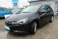 samochód osobowy Opel zdjęcie 1