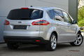 samochód osobowy Ford zdjęcie 14