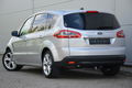 samochód osobowy Ford zdjęcie 5