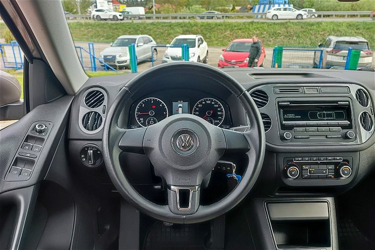 Volkswagen Tiguan 2.0 TDI BlueMotionTech Sport & Style + 4Motion zdjęcie 16