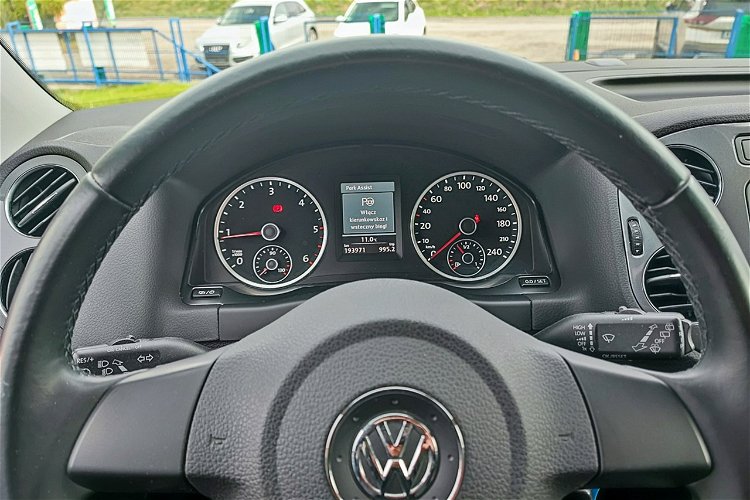Volkswagen Tiguan 2.0 TDI BlueMotionTech Sport & Style + 4Motion zdjęcie 24