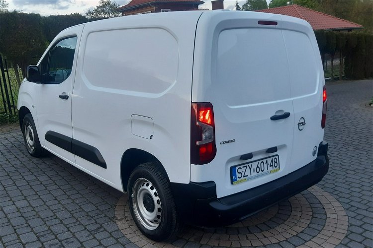 Opel Combo VAT 23 % krajowy pierwszy właściciel zdjęcie 16