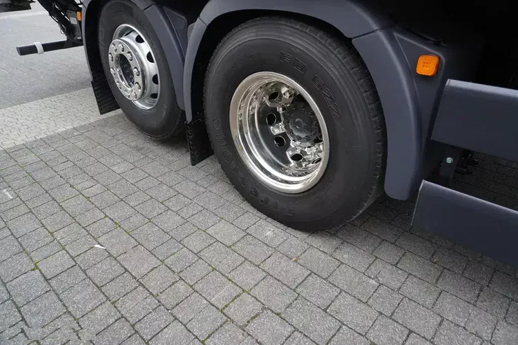 MAN TGX 26.460 6×2 E6 / IZOTERMA 19 palet / Winda zdjęcie 27