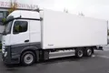samochód ciężarowy Mercedes zdjęcie 6