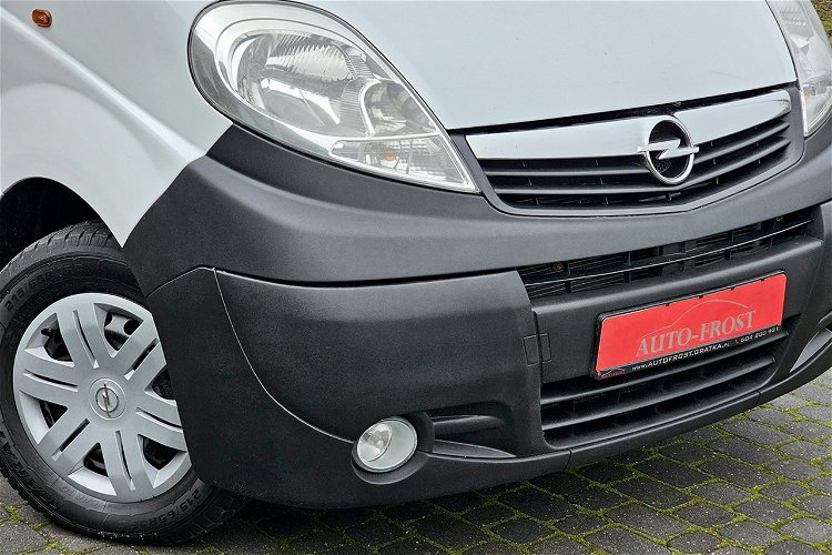 Opel Vivaro 9-Osobowy Nawiewy na Tył Gotowy Do Pracy zdjęcie 2