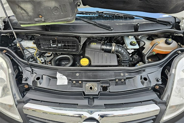 Opel Vivaro 9-Osobowy Nawiewy na Tył Gotowy Do Pracy zdjęcie 23