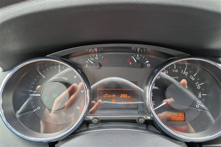 3008 Peugeot3008 Monitory w zagłówkach Head UP Panorama zdjęcie 11