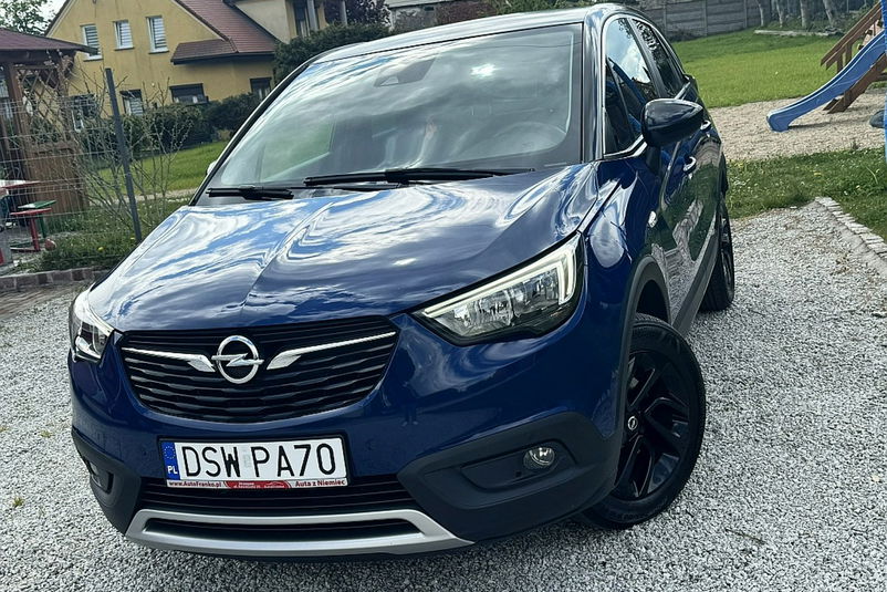 samochód osobowy Opel zdjęcie 1