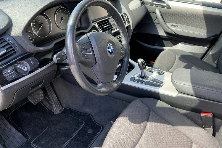 BMW X3 zadbane serwisowane bezwypadkowe zdjęcie 9