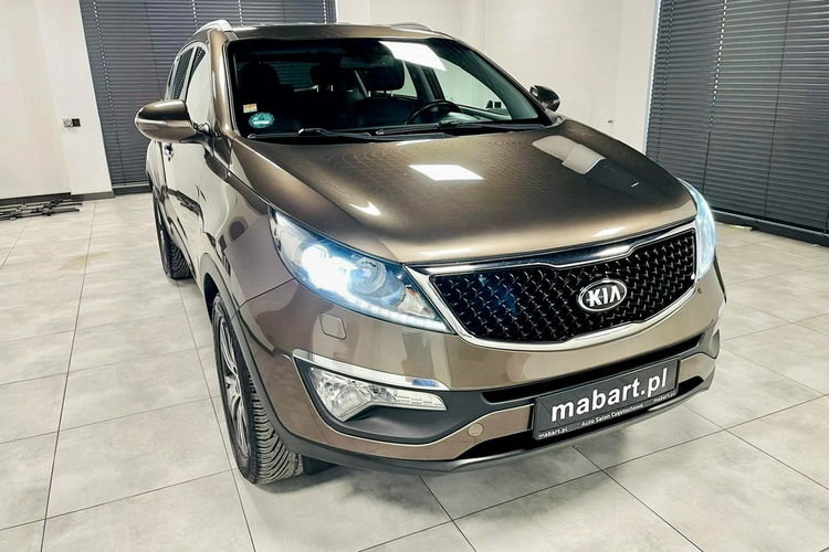 Kia Sportage 2.0 CRDi 136KM SPIRIT Navi Skóry Alu 18 Klimatronic Xenon KeylessGO zdjęcie 7