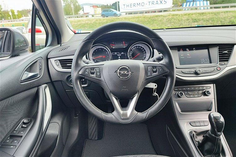 Opel Astra Sports 1.4 Turbo Edition + oryginał + pełny serwis ASO zdjęcie 14