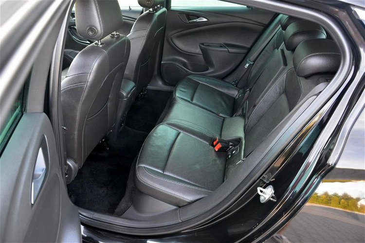 Opel Astra BI-Xenon Led Skóry Masaże Wentyl.Fotele duża Navi Head Up Kamera Alu18 zdjęcie 16