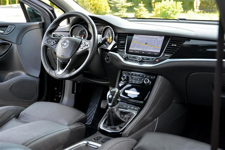 Opel Astra BI-Xenon Led Skóry Masaże Wentyl.Fotele duża Navi Head Up Kamera Alu18 zdjęcie 22