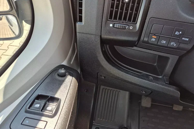 Peugeot Boxer L2H2 64999zł NETTO 2.2HDi/140KM zdjęcie 15