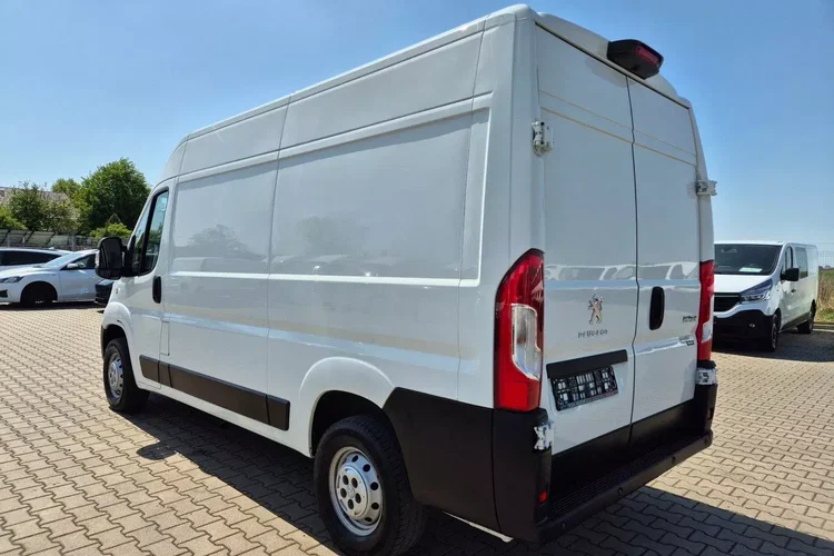 Peugeot Boxer L2H2 64999zł NETTO 2.2HDi/140KM zdjęcie 8