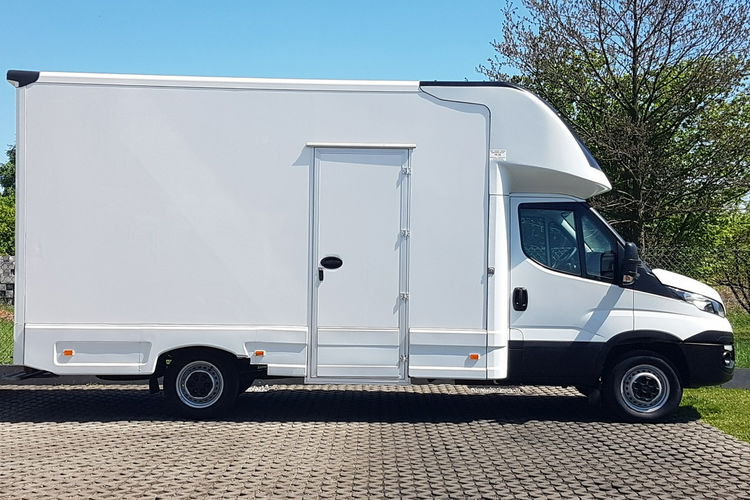 Iveco Daily 35S14 KONTENER NISKOPODŁOGOWY4.31x2.23x2.42 KLIMA FOODTRUCK SKLEP KAMPER zdjęcie 11