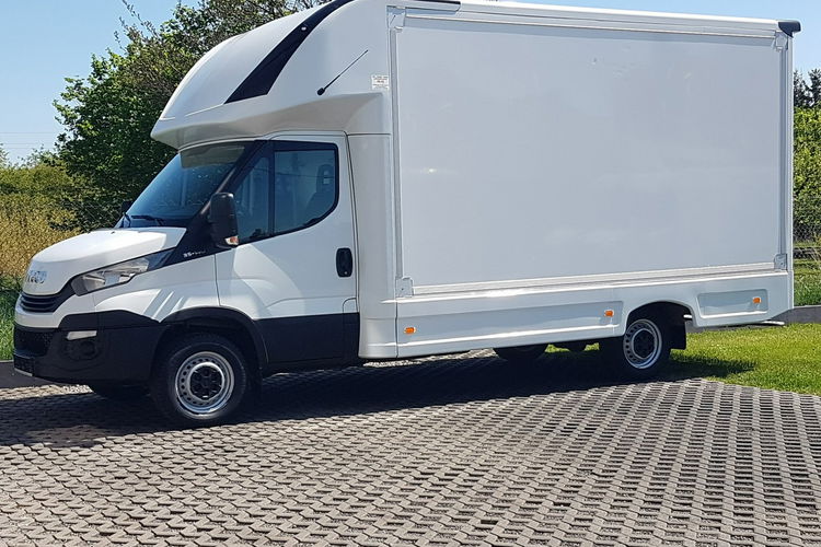 Iveco Daily 35S14 KONTENER NISKOPODŁOGOWY4.31x2.23x2.42 KLIMA FOODTRUCK SKLEP KAMPER zdjęcie 2