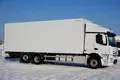 samochód ciężarowy Mercedes zdjęcie 4