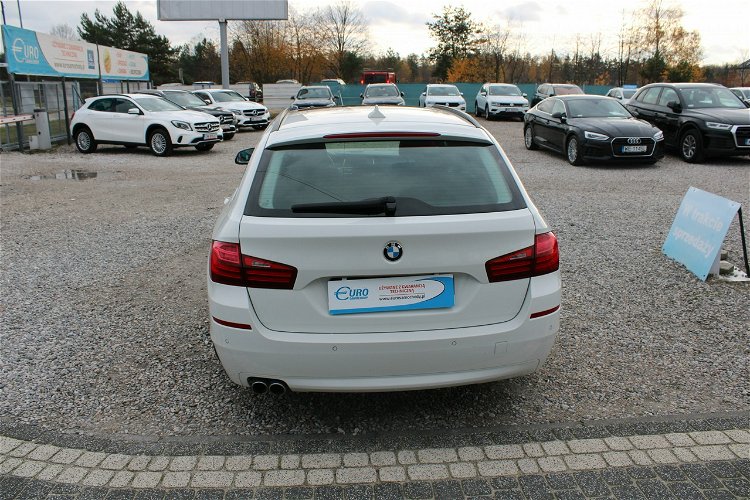 BMW 520 F-Marża, gwarancja, kombi, biały.184KM zdjęcie 5