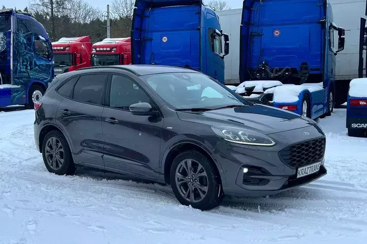 Ford Kuga zdjęcie 8