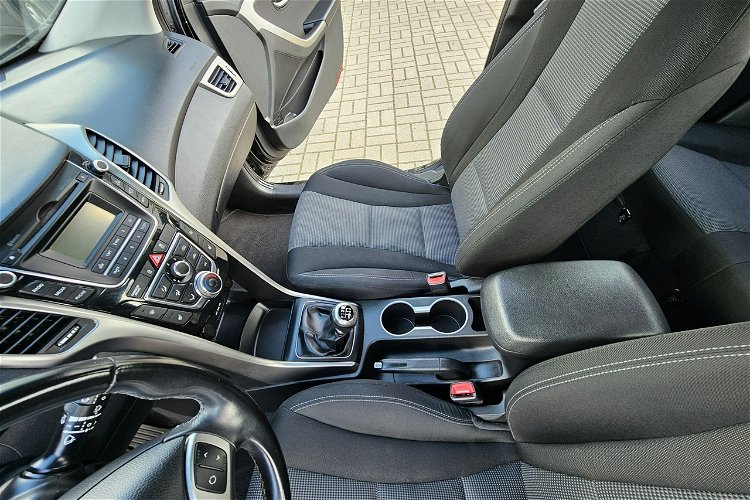 Hyundai i30 , grzane fotele i kierownica, telefon zdjęcie 18