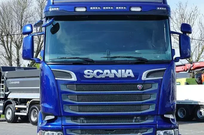 Scania R 580 / V 8 / EURO 6 / ACC / 6 X 4 / RETARDER / DMC 60 000 KG / HYDRAULIKA zdjęcie 23