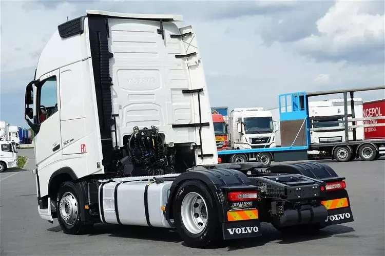Volvo / FH / 500 / EURO 6 / ACC / GLOBETROTTER XL zdjęcie 5
