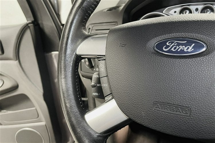 Ford Kuga 2.0 140KM TITANIUM PLUS NAVI 4x4 Navi Lift Klimatronic Alu Z NIEMIEC zdjęcie 19