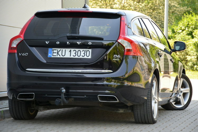 Volvo V60 2.4D6 AWD Plug-in Hybrid Led Serwis Grz.kierownica Kamera Navi Skóra zdjęcie 15