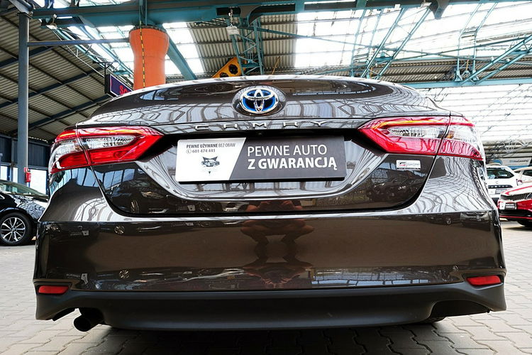 Toyota Camry PRESTIGE GWARANCJA Dynamic Force BI-Led+ACC+NAVI 1wł Kraj Bezwyp FV23% 4x2 zdjęcie 2