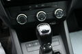 samochód osobowy Skoda zdjęcie 12