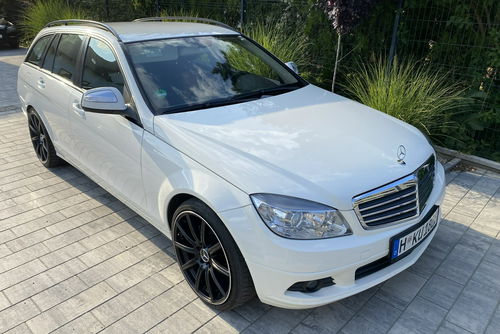 Mercedes C 180 Bardzo zadbana - 100% oryginalny przebieg - BEZWYPADKOWA