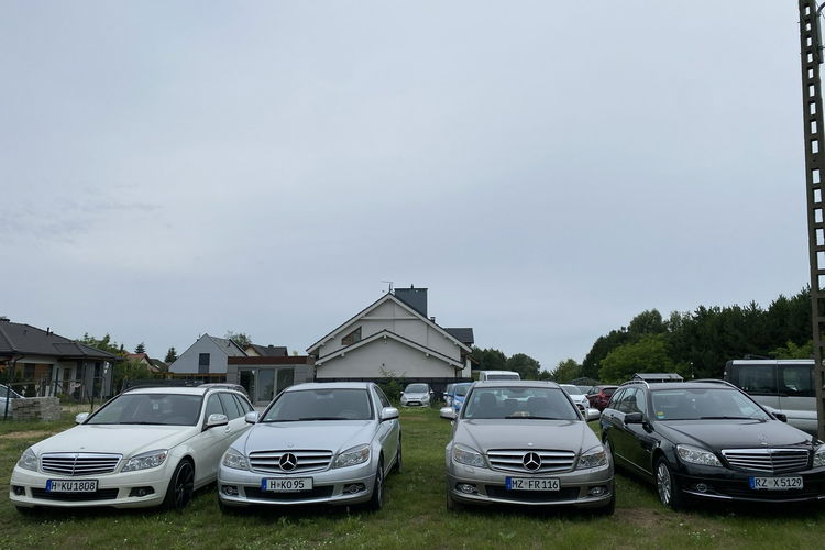 Mercedes C 180 Bardzo zadbana - 100% oryginalny przebieg - BEZWYPADKOWA zdjęcie 14