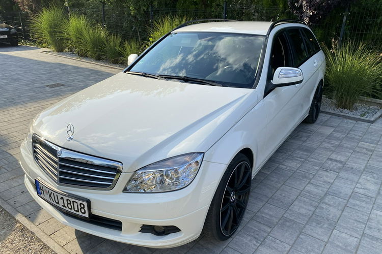 Mercedes C 180 Bardzo zadbana - 100% oryginalny przebieg - BEZWYPADKOWA zdjęcie 4