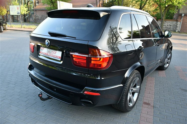 BMW X5 xDrive40d 306KM 2011r. Mpakiet Dociągi HeadUp Panorama Kamera360 zdjęcie 21