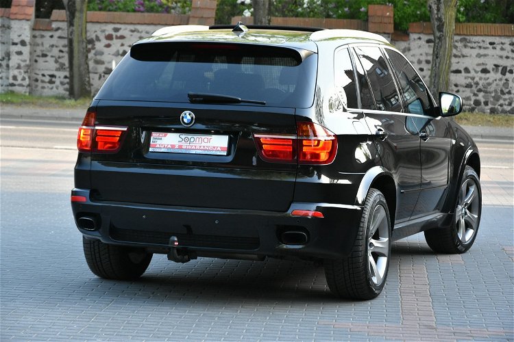 BMW X5 xDrive40d 306KM 2011r. Mpakiet Dociągi HeadUp Panorama Kamera360 zdjęcie 6