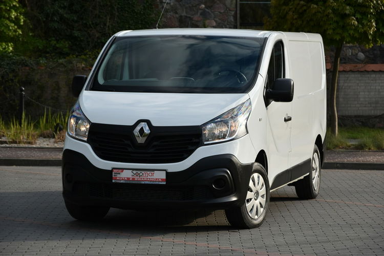 Renault Trafic 1.6dCi 121KM 2018r. Klima TEMPOMAT czujniki bluetooth 78tkm Polecam zdjęcie 2