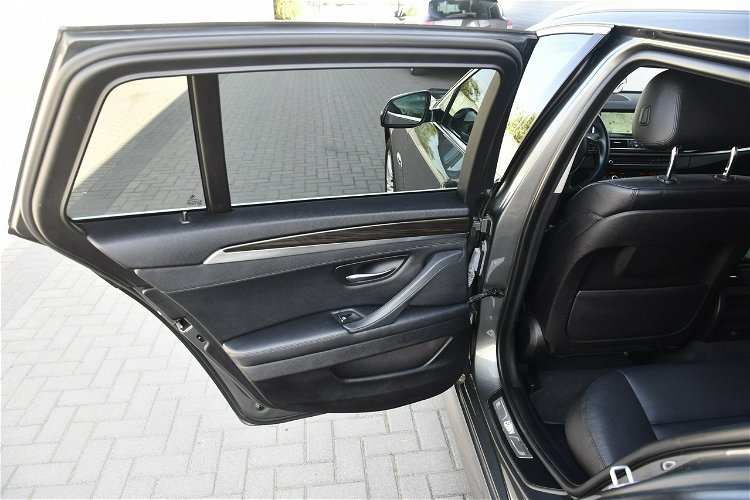 BMW 530 3.0 X-Drive Automat, Serwis, Skóry, Klimatr 2 str.M-Pakiet, Navi Duża.OKAZ zdjęcie 18