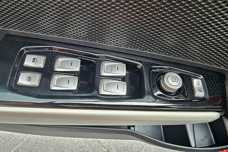 SsangYong Tivoli 180 KM Kamera 2WD Start/Stop Quartz zdjęcie 25
