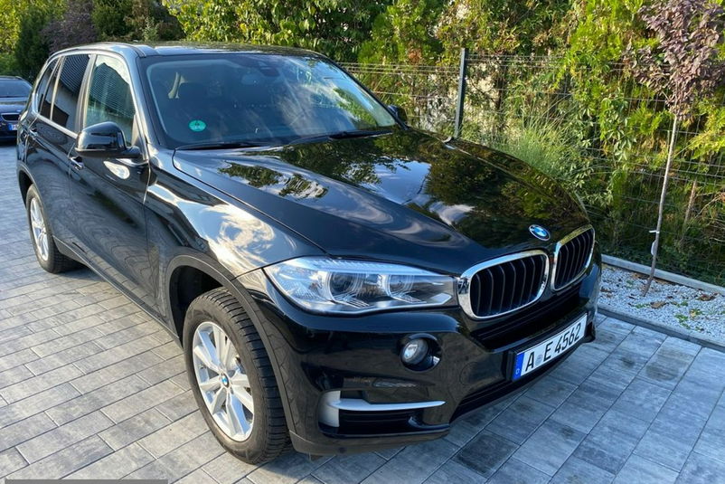 samochód osobowy BMW zdjęcie 1