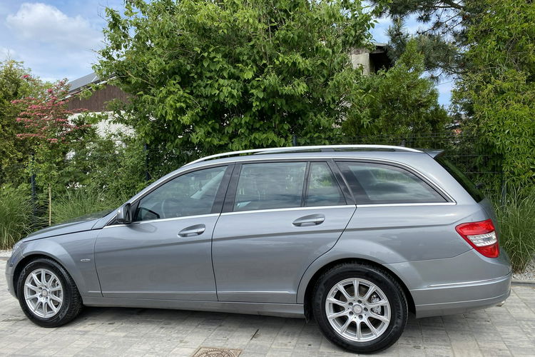 Mercedes C 180 Bardzo zadbana - 100% oryginalny przebieg zdjęcie 27