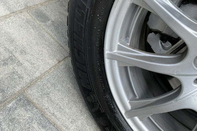 Mercedes C 180 Bardzo zadbana - 100% oryginalny przebieg zdjęcie 28