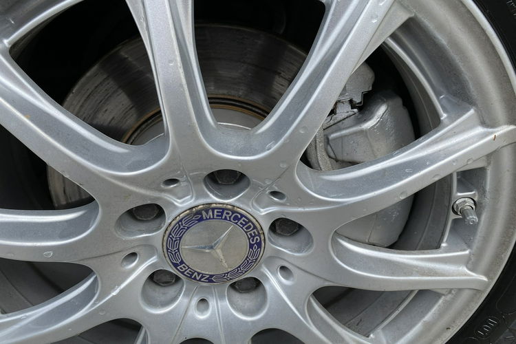 Mercedes C 180 Bardzo zadbana - 100% oryginalny przebieg zdjęcie 29