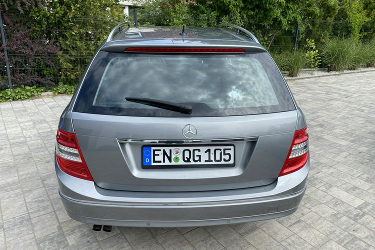 Mercedes C 180 Bardzo zadbana - 100% oryginalny przebieg zdjęcie 7