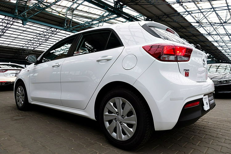 Kia Rio 3Lata GWARANCJA I-wł Bezwypadkowy 6xAIRBAG FV23% 4x2 zdjęcie 4