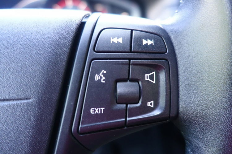 Volvo XC 60 FV 23% / Bardzo zadbany użytkowany przez Kobietę / D3 - 149 KM zdjęcie 21