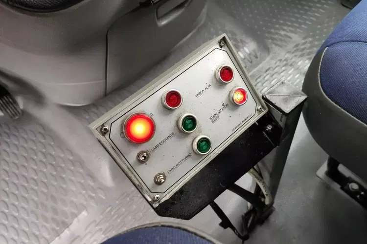 Iveco Daily 65C14 LPG 3.0 Wywrot Śmieciarka Mały Przebieg zdjęcie 28