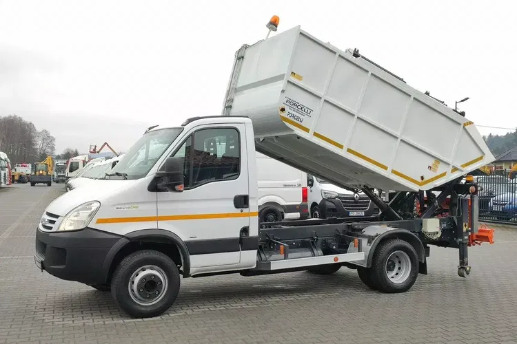 Iveco Daily 65C14 LPG 3.0 Wywrot Śmieciarka Mały Przebieg zdjęcie 5