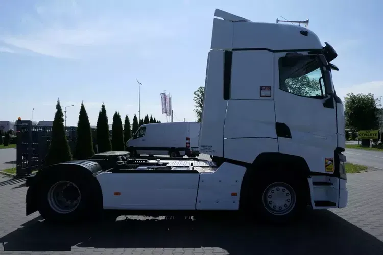 Renault T 520 / 13 LITROWY / HIGH SLEEPER CAB / RETARDER / SALONKA / EURO 6 / zdjęcie 6